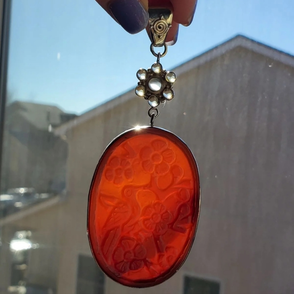 HUGE Sajen carved carnelian/banded agate pendant! This measures about 4 1/4 inch